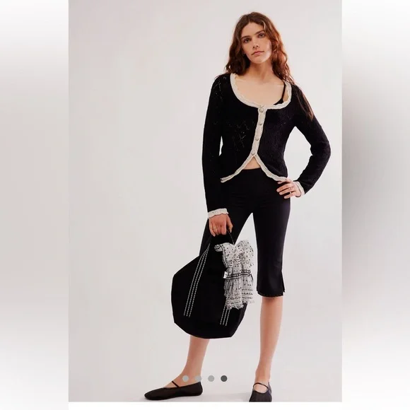 NWT Free People ♥️ Adelene Cardigan Size L Black Cream Combo $128 MSRP - Picture 11 of 11